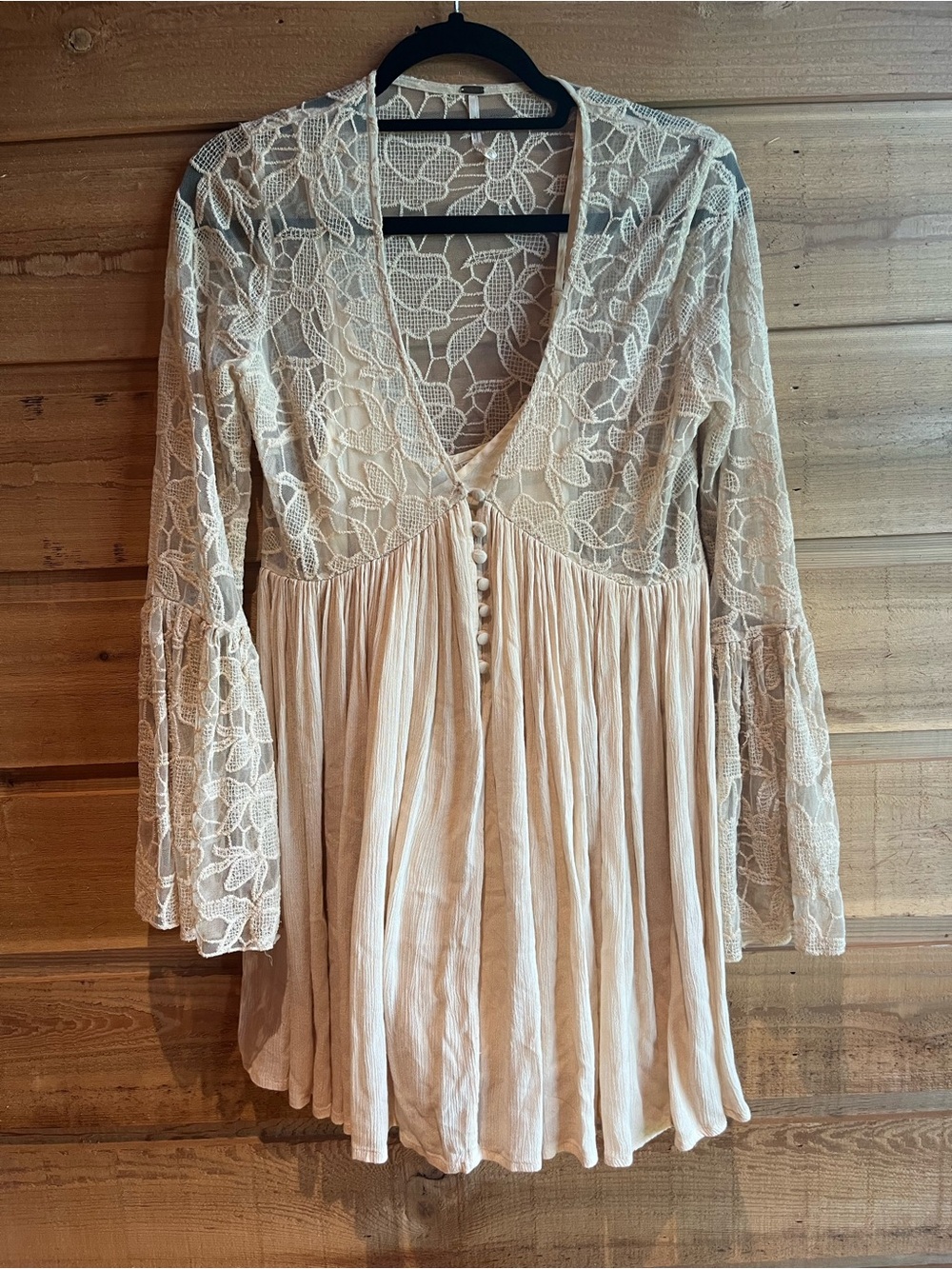 FREE PEOPLE - Lace Bodice Button-Front Babydoll Dress with Bell Sleeves in Cream